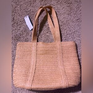 Draper James Everyday Straw Bag is NWT